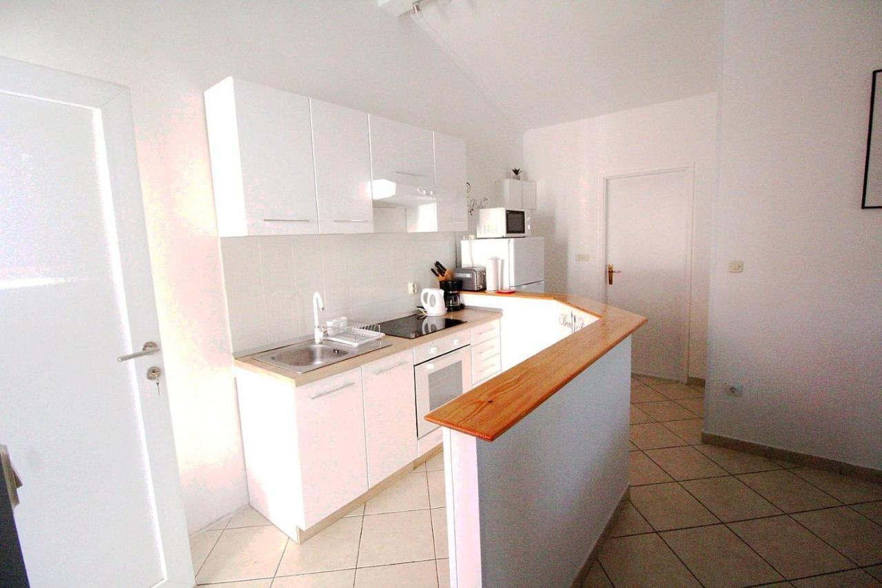 Apartman Eli 2 โรวีน ภายนอก รูปภาพ
